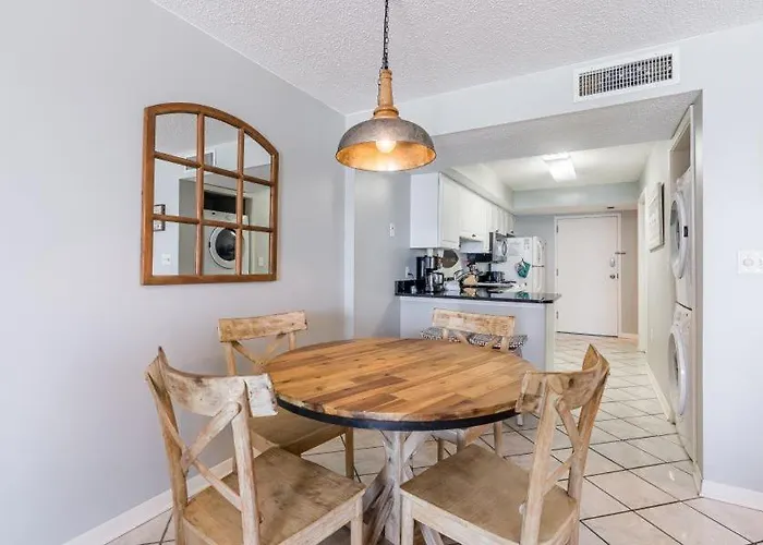 Apartment Ocean House 1605 By Youngs Suncoast